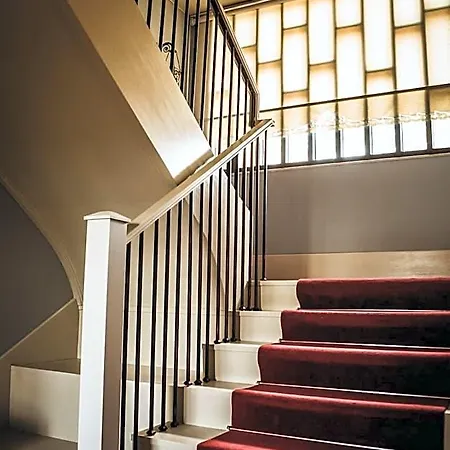 Kocadon فندق غومْبيت